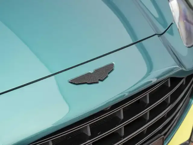 Aston Martin DBX