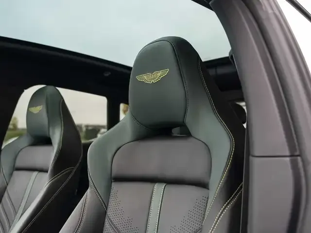 Aston Martin DBX