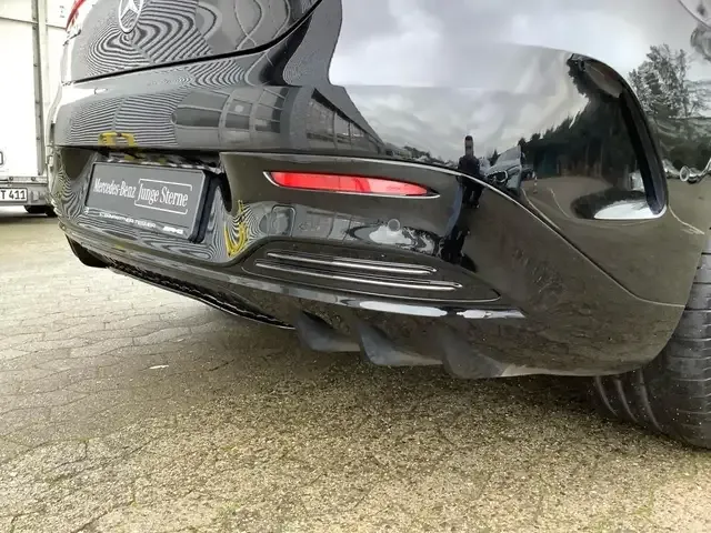 Mercedes-Benz EQE 350