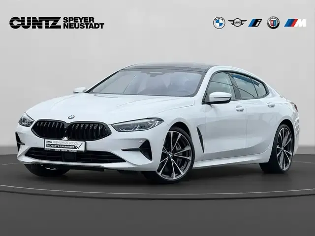 BMW 840