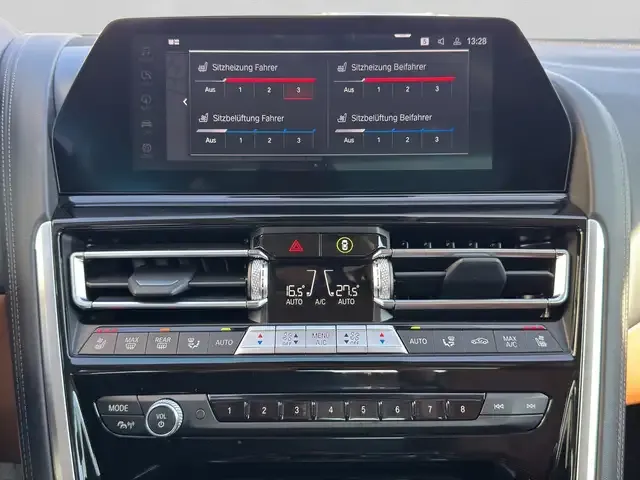 BMW 840