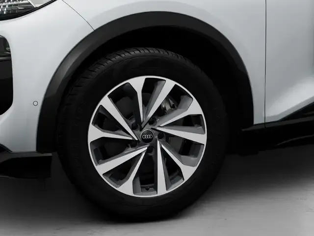Audi Q6