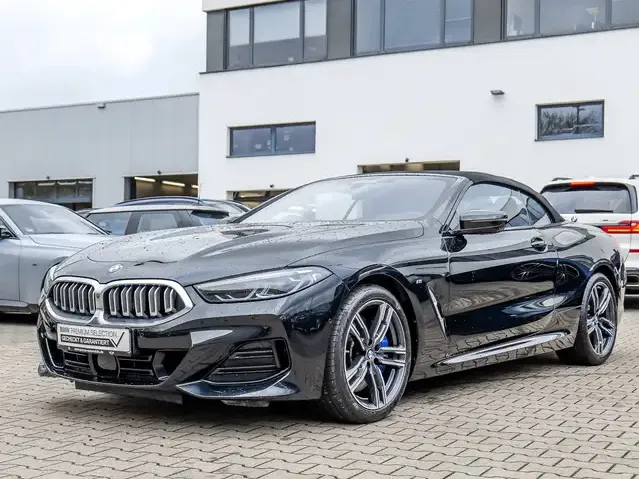 BMW 840