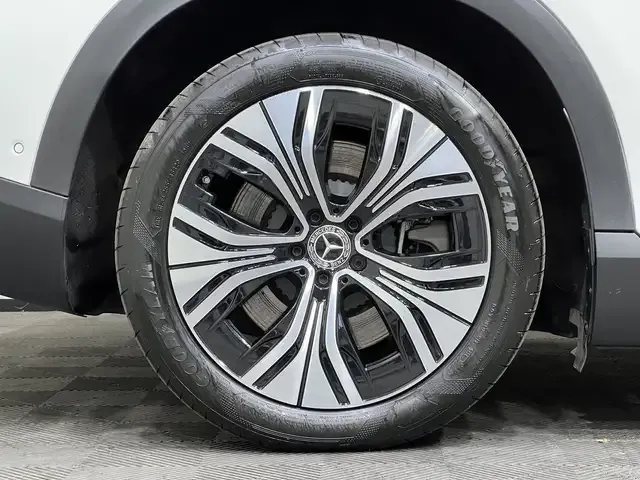 Mercedes-Benz EQE 350