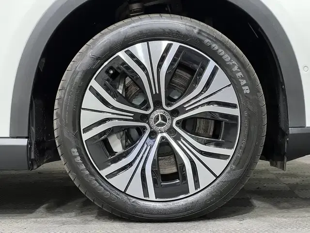 Mercedes-Benz EQE 350