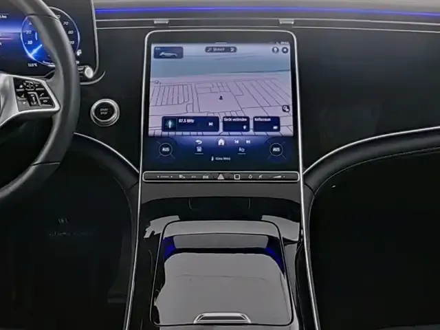 Mercedes-Benz EQE 350