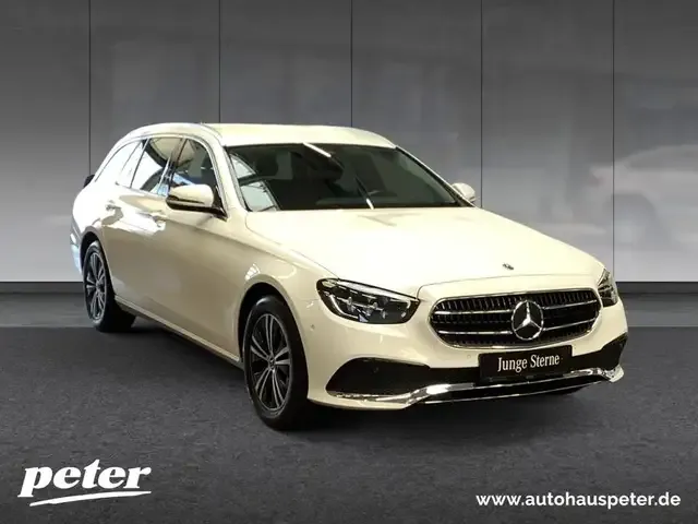 Mercedes-Benz E 220