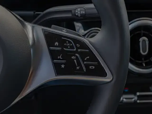 Mercedes-Benz GLA 180