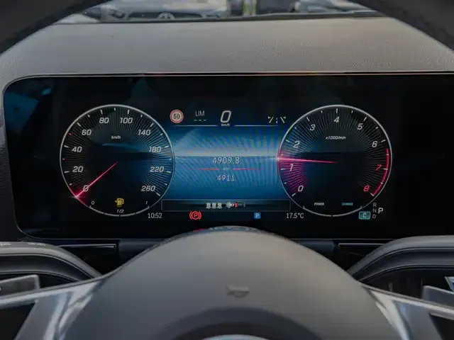 Mercedes-Benz GLA 180