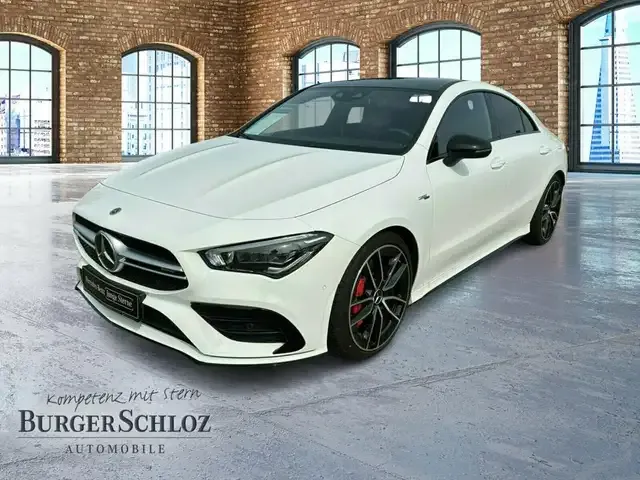 Mercedes-Benz CLA 35 AMG