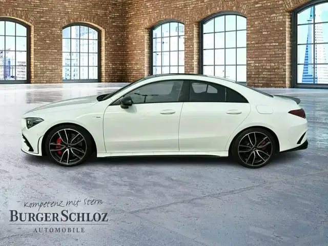 Mercedes-Benz CLA 35 AMG