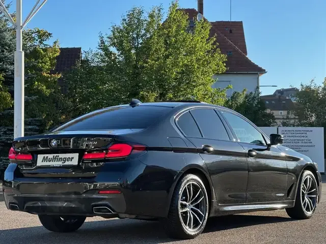 BMW 530