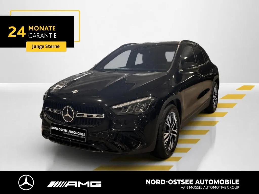 Mercedes-Benz GLA 200