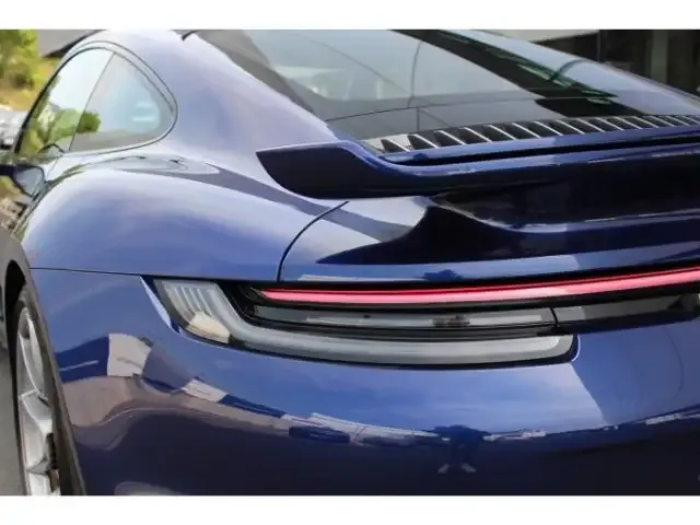 Porsche 992