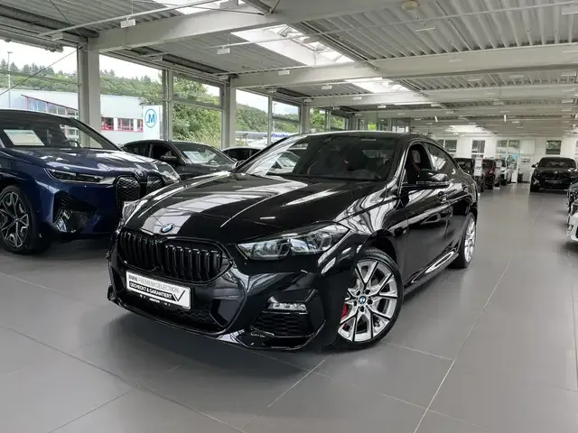 BMW 220