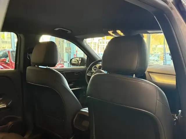 Mercedes-Benz EQA 300