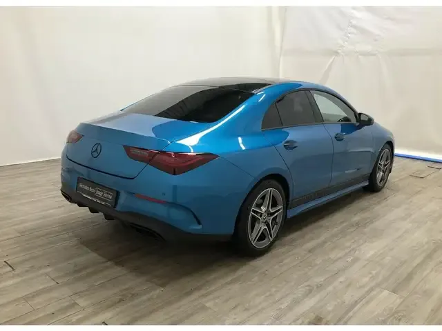 Mercedes-Benz CLA 180
