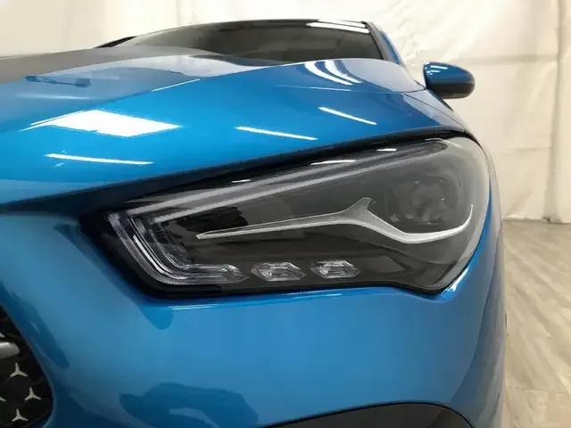 Mercedes-Benz CLA 180
