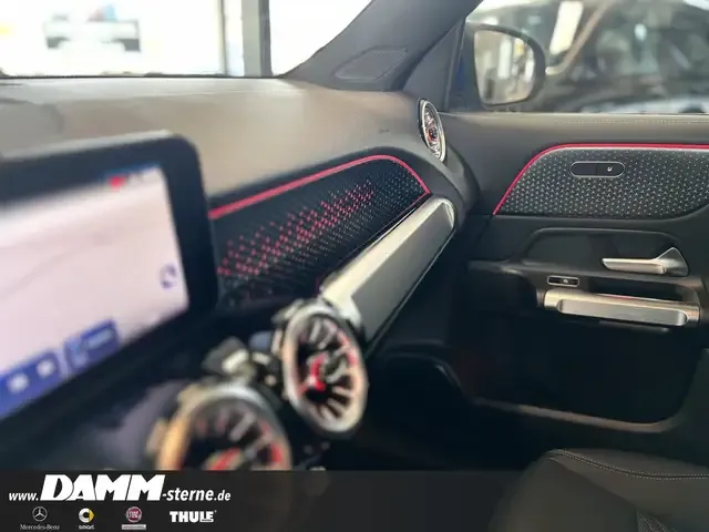 Mercedes-Benz EQB 300