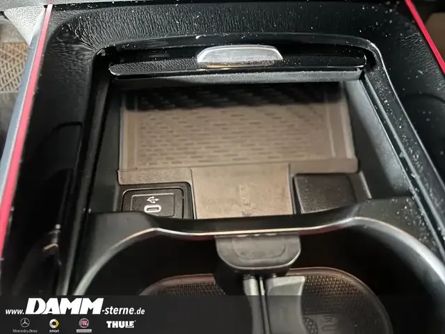 Mercedes-Benz EQB 300