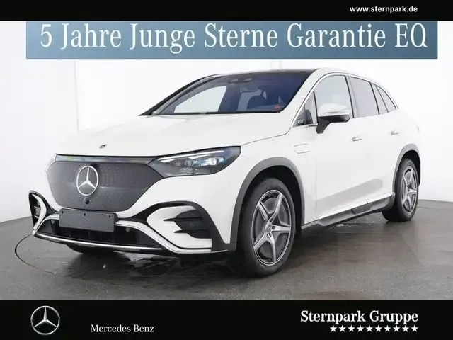 Mercedes-Benz EQE SUV