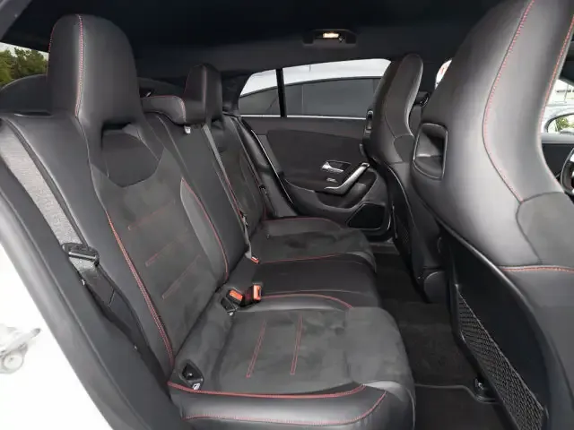 Mercedes-Benz CLA 35 AMG