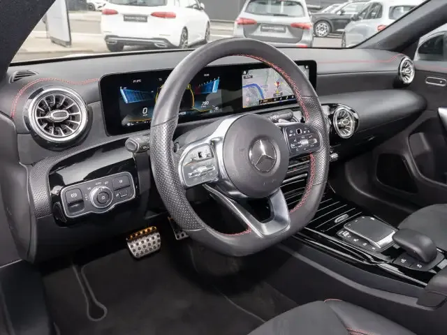 Mercedes-Benz CLA 35 AMG