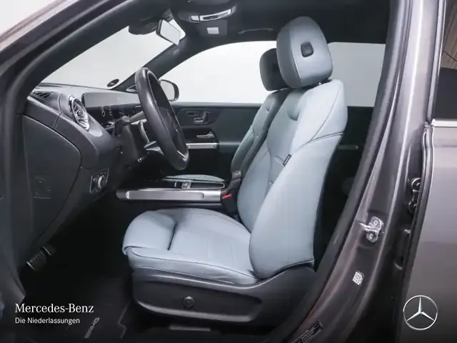 Mercedes-Benz EQB 300