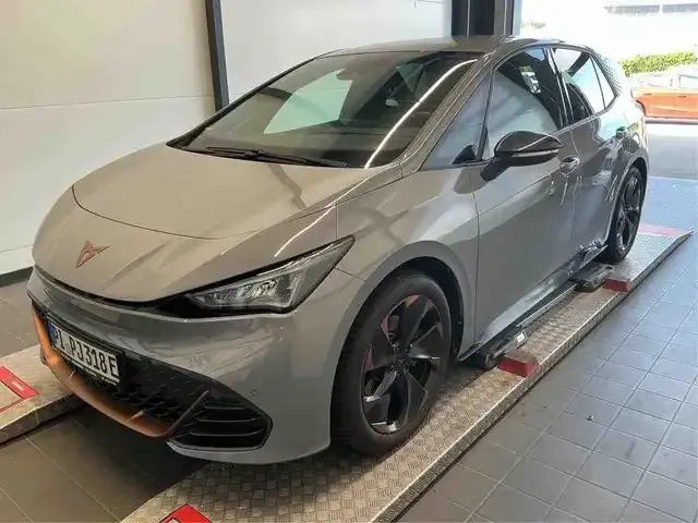 CUPRA Born