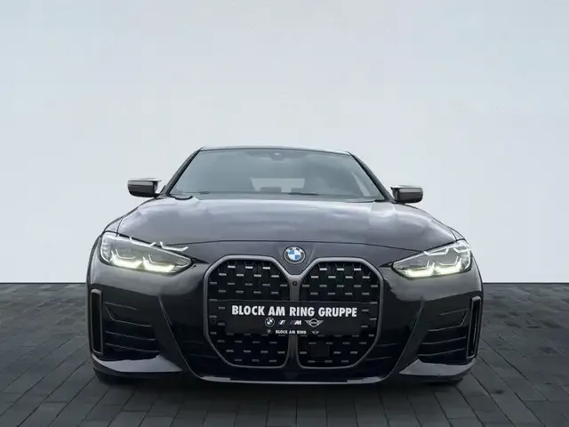 BMW 440