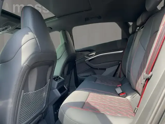 Audi SQ8 e-tron