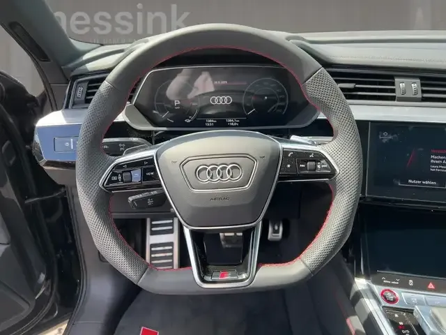 Audi SQ8 e-tron