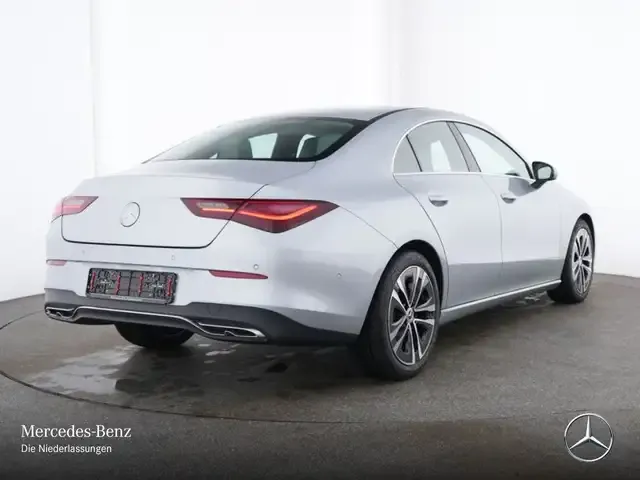 Mercedes-Benz CLA 180