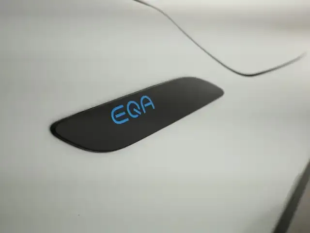 Mercedes-Benz EQA 250