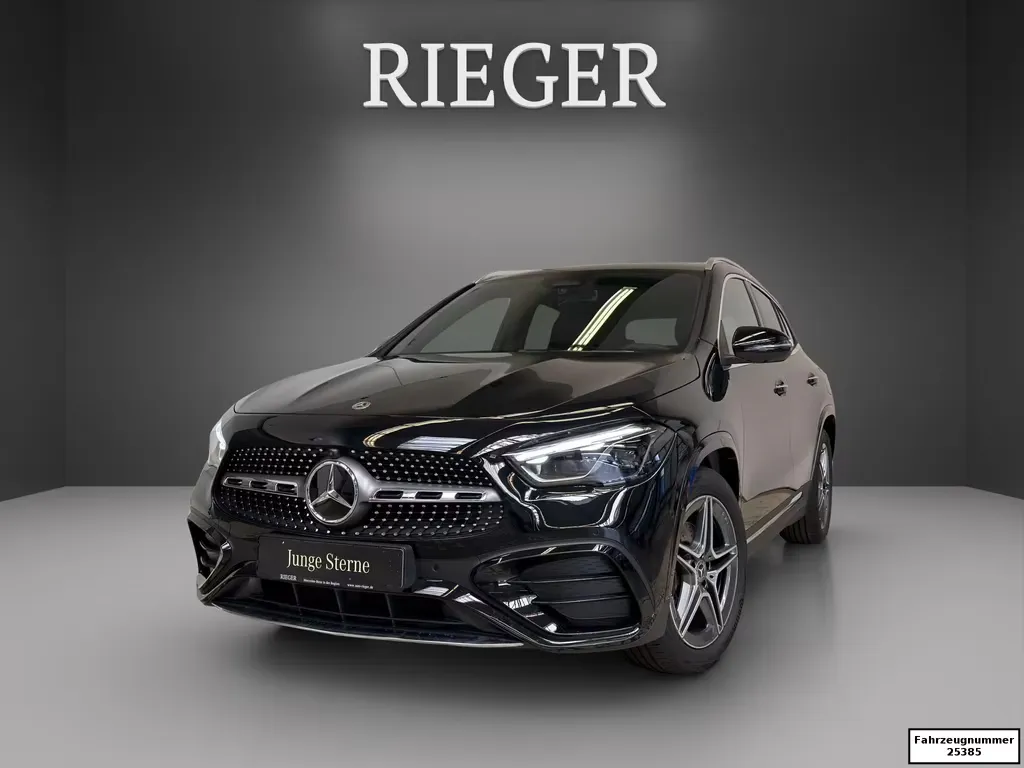 Mercedes-Benz GLA 220