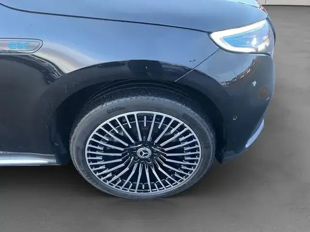 Mercedes-Benz EQC 400