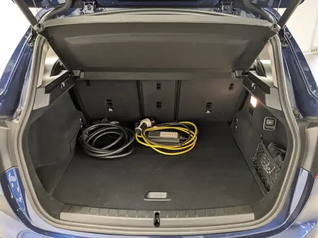 BMW 225
