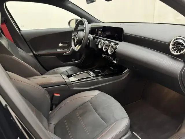 Mercedes-Benz A 35 AMG