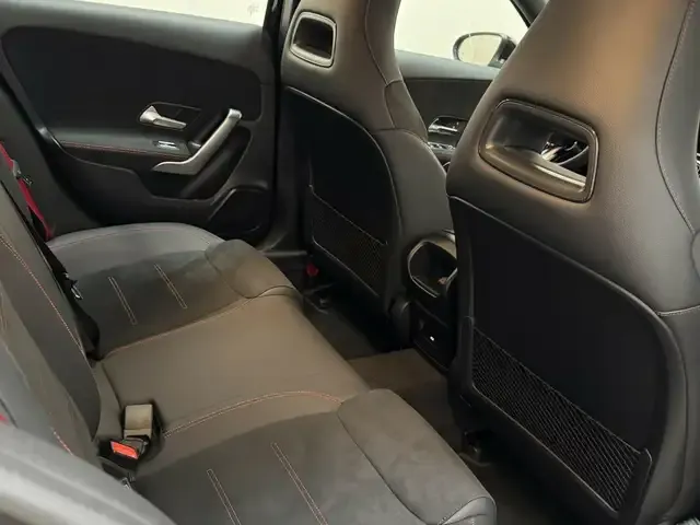 Mercedes-Benz A 35 AMG