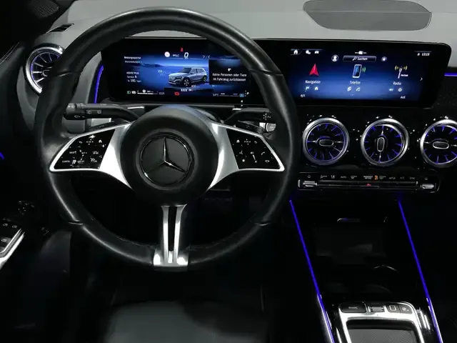 Mercedes-Benz GLB 200