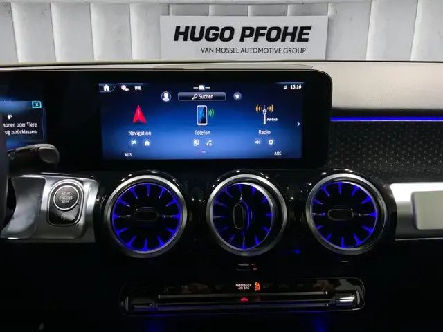 Mercedes-Benz GLB 200