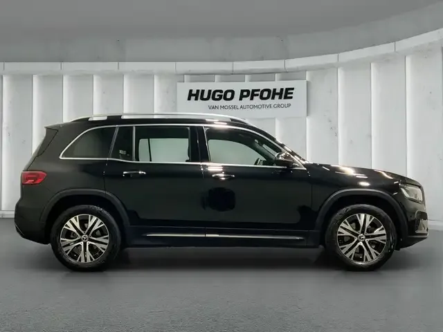 Mercedes-Benz GLB 200