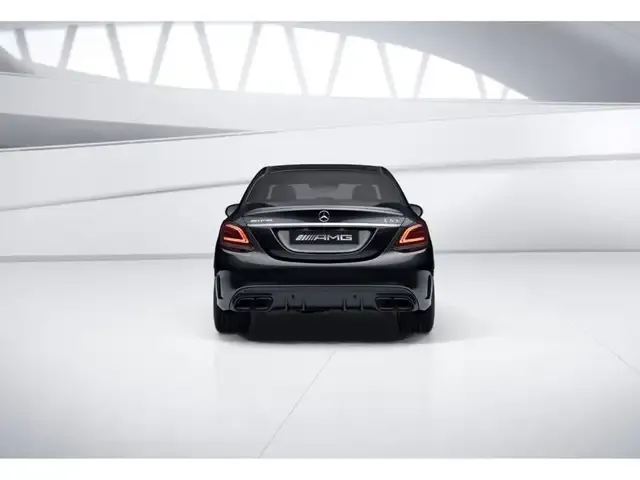Mercedes-Benz C 63 AMG