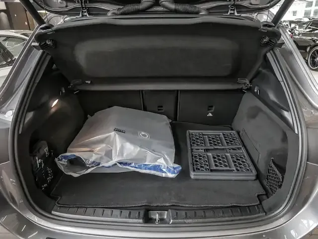 Mercedes-Benz EQA 350