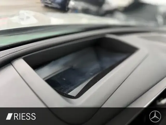 Mercedes-Benz CLE 220