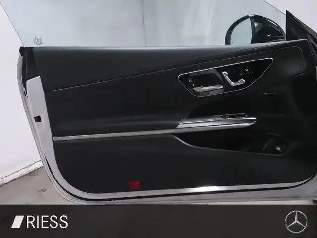 Mercedes-Benz CLE 220