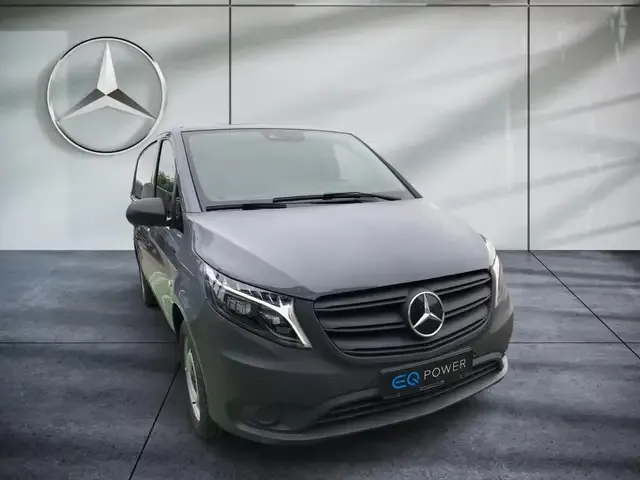 Mercedes-Benz Sonstiges