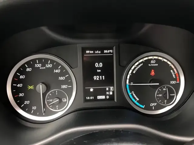Mercedes-Benz Sonstiges