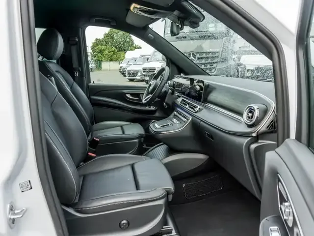 Mercedes-Benz EQV 300