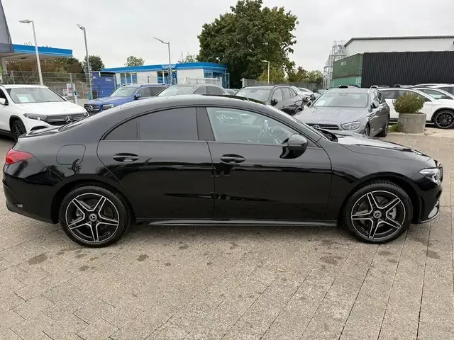 Mercedes-Benz CLA 250